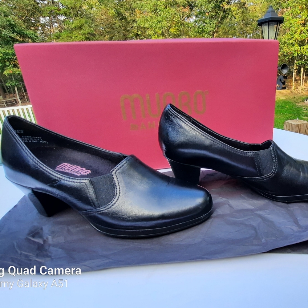 MUNRO AMERICA. Ladies shoes